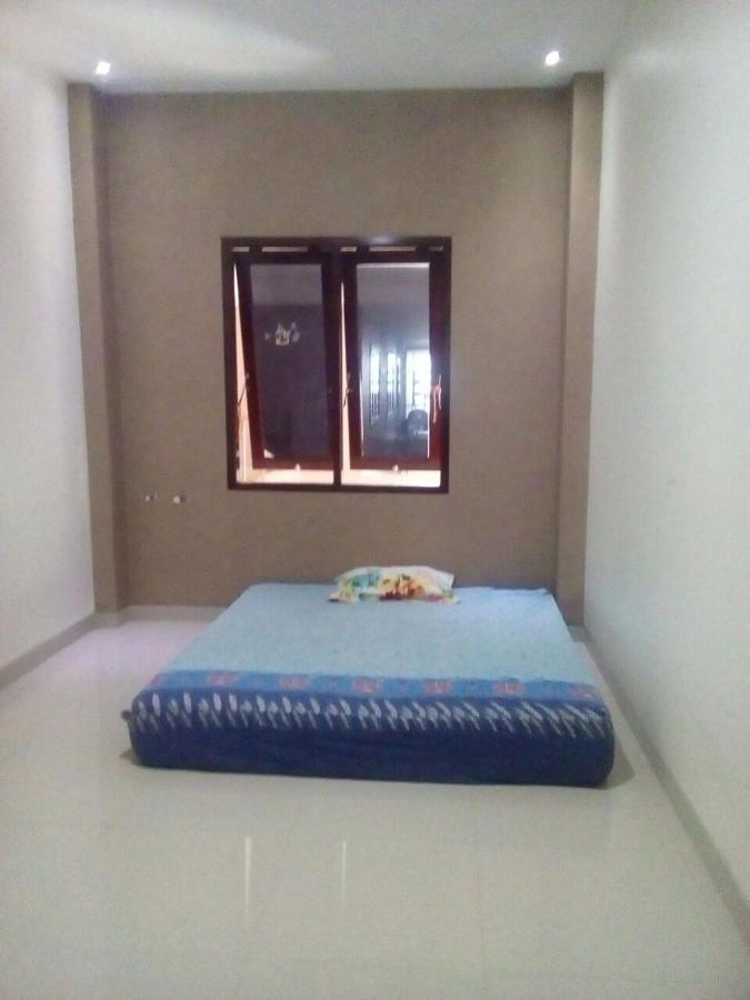 Bintara Jaya Yemima Guest House Bekasi Eksteriør bilde