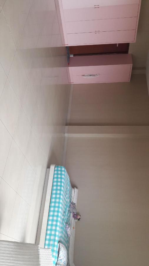 Bintara Jaya Yemima Guest House Bekasi Eksteriør bilde